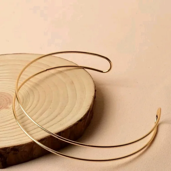 Gold Choker Necklace Elegant - Picture 2 of 5